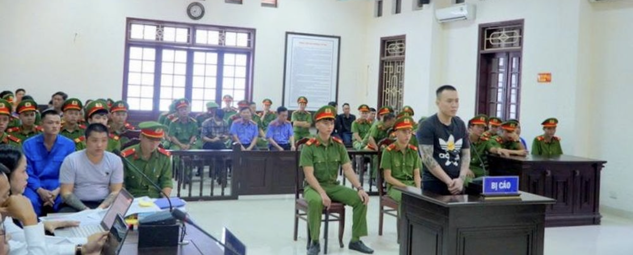 Quang cảnh phiên tòa xử vụ Quân Idol ngày 28/8/2024 tại TP Đông Hà, tỉnh Quảng Trị. Quang cảnh phiên tòa xử vụ Quân Idol ngày 28/8/2024 tại TP Đông Hà, tỉnh Quảng Trị.