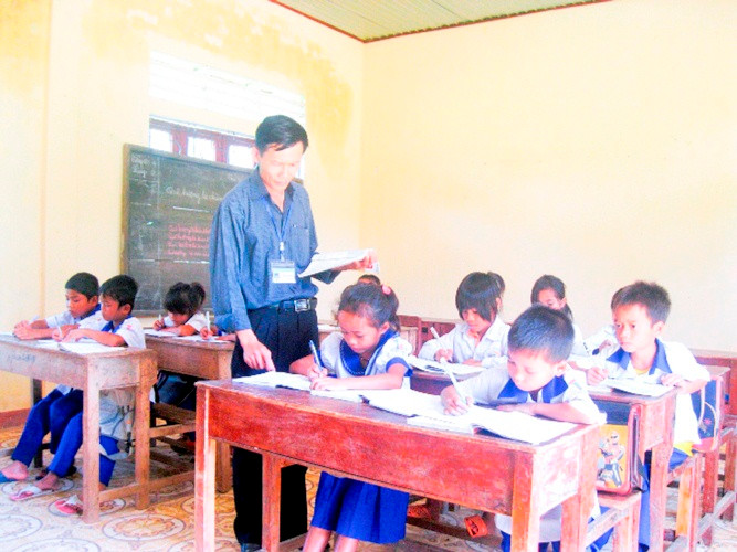 Một lớp học ở huyện Vĩnh Linh, tỉnh Quảng Trị. Một lớp học ở huyện Vĩnh Linh, tỉnh Quảng Trị.