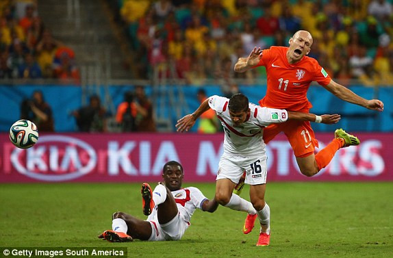 Costa Rica 'chết' trên chấm phạt đền, Hà Lan nhọc nhằn đi tiếp ảnh 6