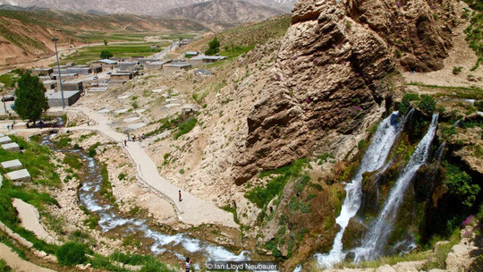 Kỳ diệu sông băng trong sa mạc Iran ảnh 2