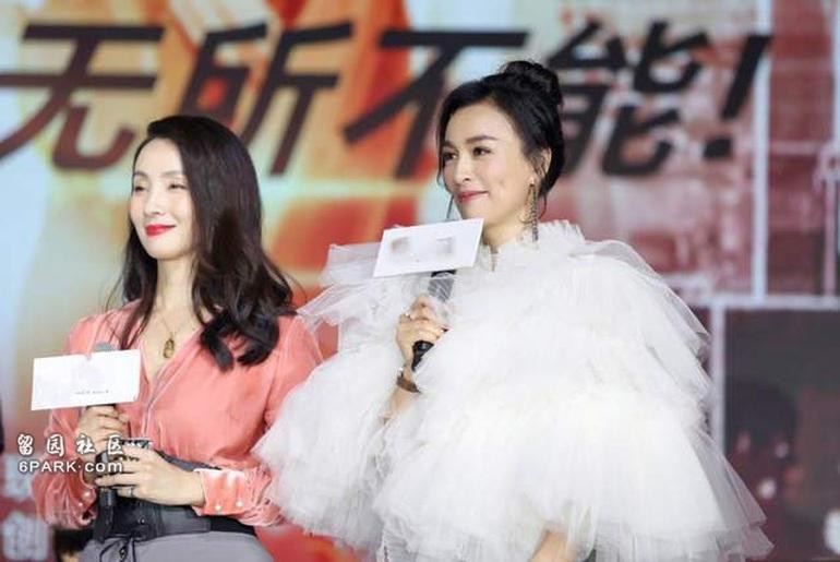 Trương Đình thường mời các nghệ sĩ nổi tiếng cùng bán hàng với cô.