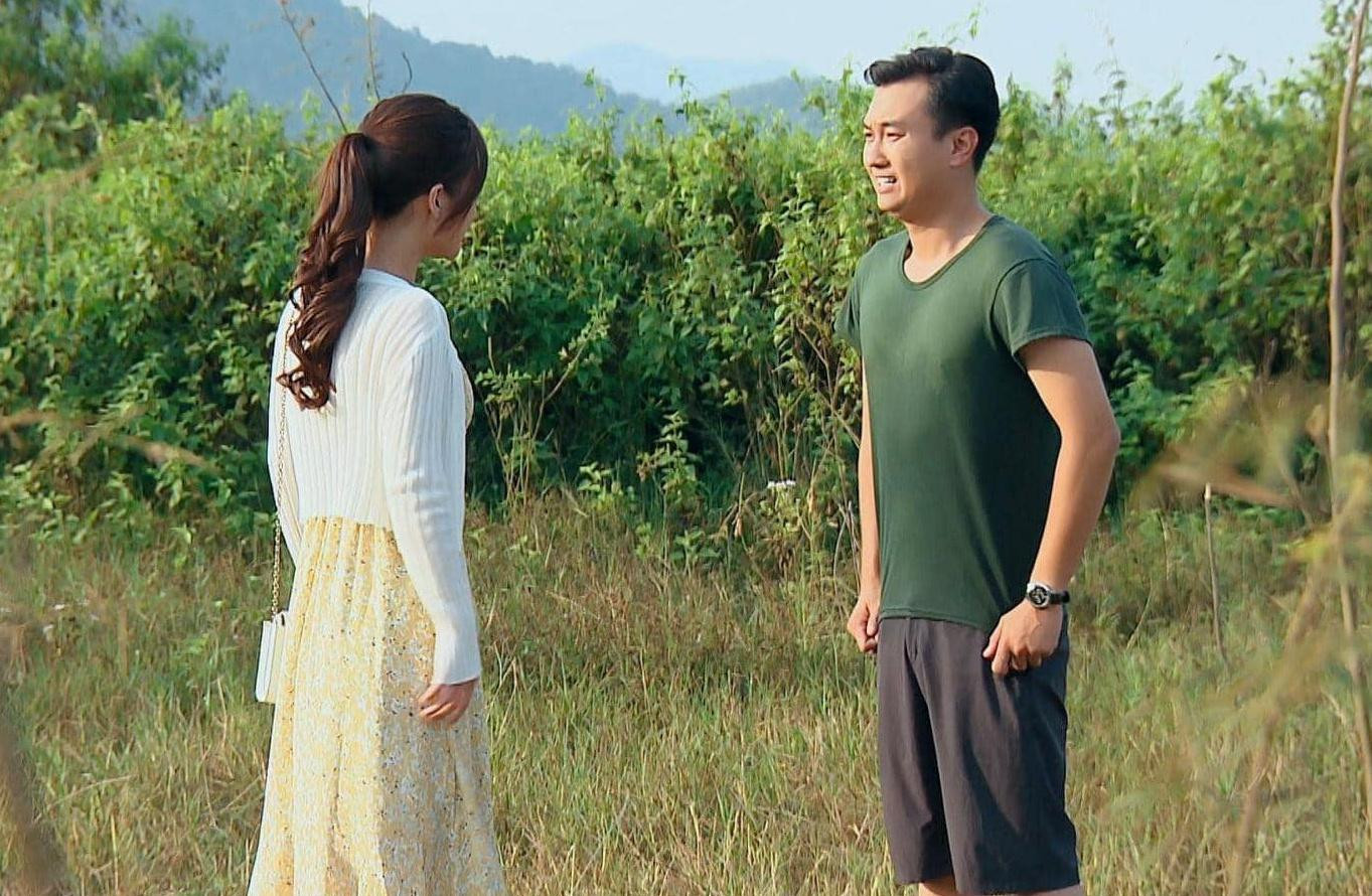 Anh Tuấn phố trong làng ảnh 2 Anh Tuấn cùng bạn diễn Ngọc Anh trong phim.