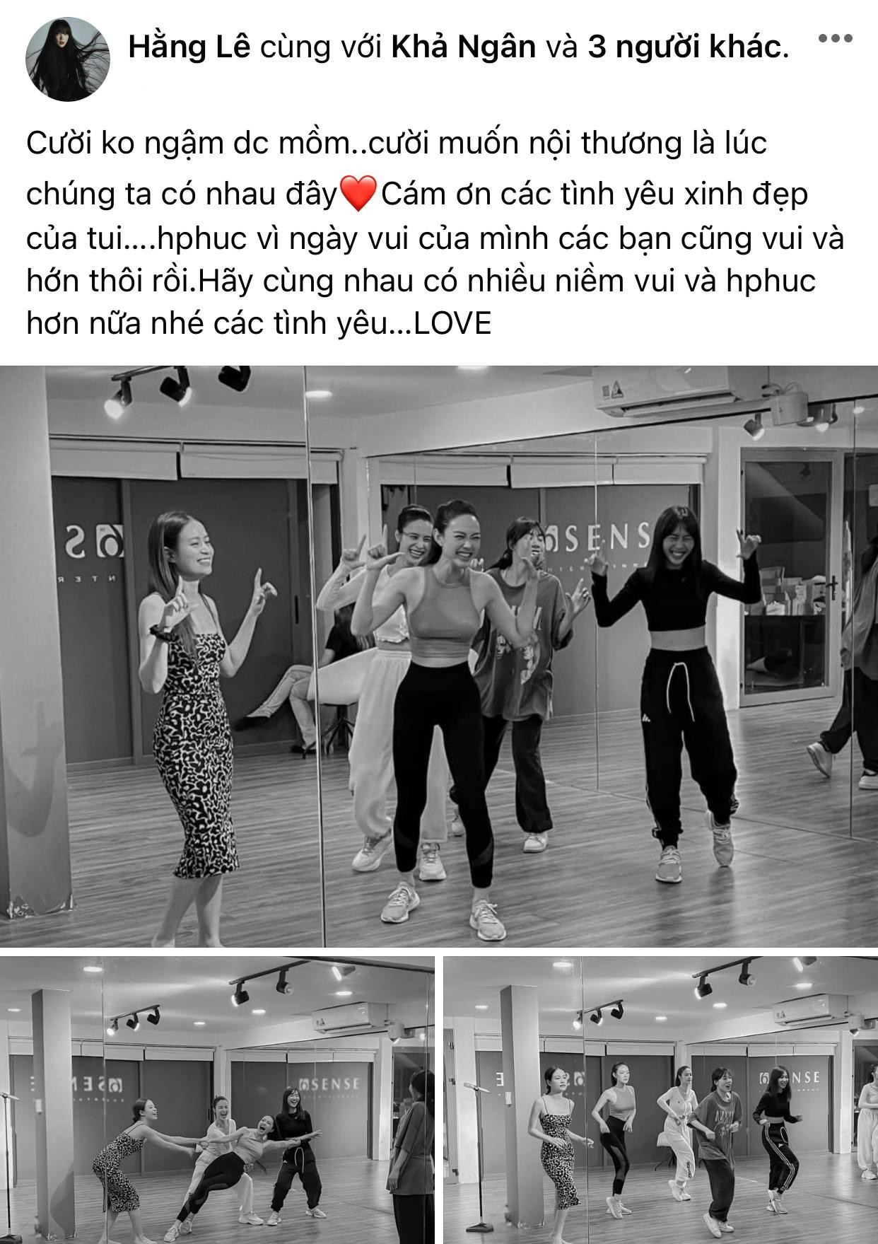 Nữ ca sĩ phải bất lực với độ lầy lội của bạn mình. Nữ ca sĩ phải bất lực với độ lầy lội của bạn mình.