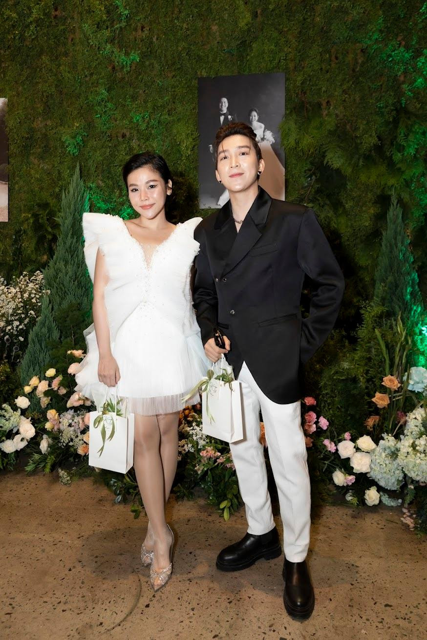 Tăng Phúc và Trương Thảo Nhi cũng có mặt từ sớm.