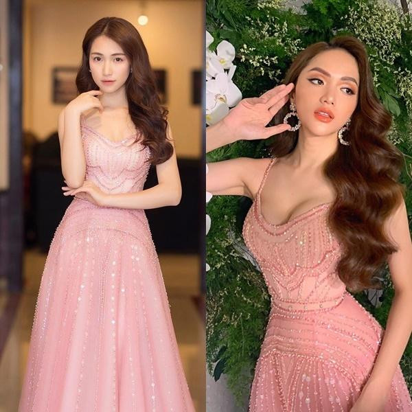 Trong một lần khác, khi diện chiếc váy dạ hội giống với Hương Giang, bà mẹ 1 con cũng lựa chọn cách làm tóc bồng bềnh cùng lối trang điểm ngọt ngào không thua kém gì đàn chị. Trong một lần khác, khi diện chiếc váy dạ hội giống với Hương Giang, bà mẹ 1 con cũng lựa chọn cách làm tóc bồng bềnh cùng lối trang điểm ngọt ngào không thua kém gì đàn chị.