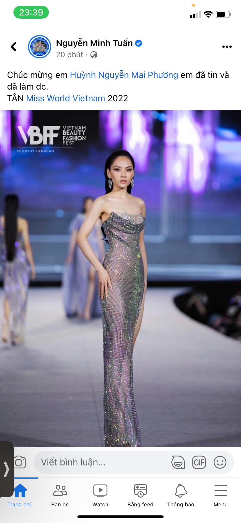 NTK Nguyễn Minh Tuấn chia sẻ niềm vui với tân Hoa hậu Huỳnh Nguyễn Mai Phương.