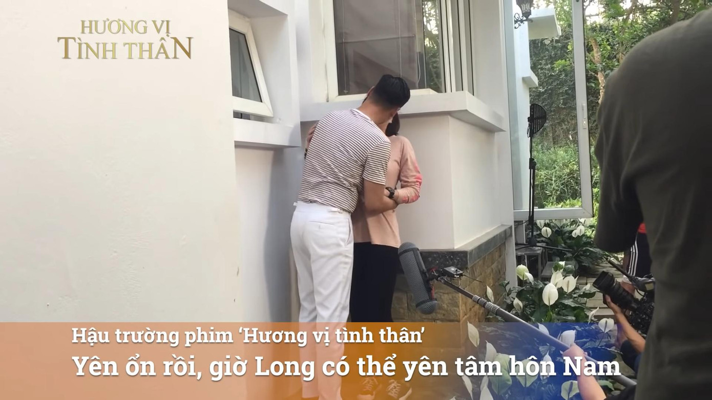 Cảnh "vụng trộm" của Long và Nam