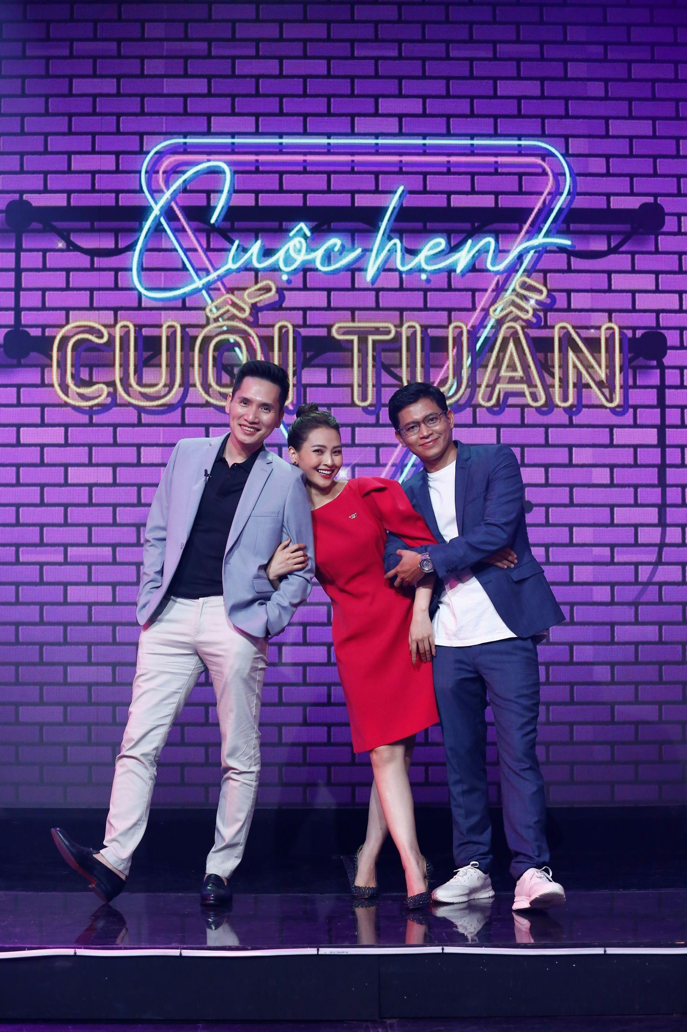 Bộ ba MC "Cuộc hẹn cuối tuần": Quốc Khánh, Huyền Trang và Việt Hoàng