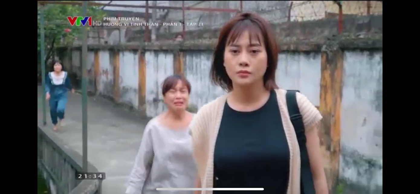 Nam bỏ đi, mặc cho bà Bích van nài