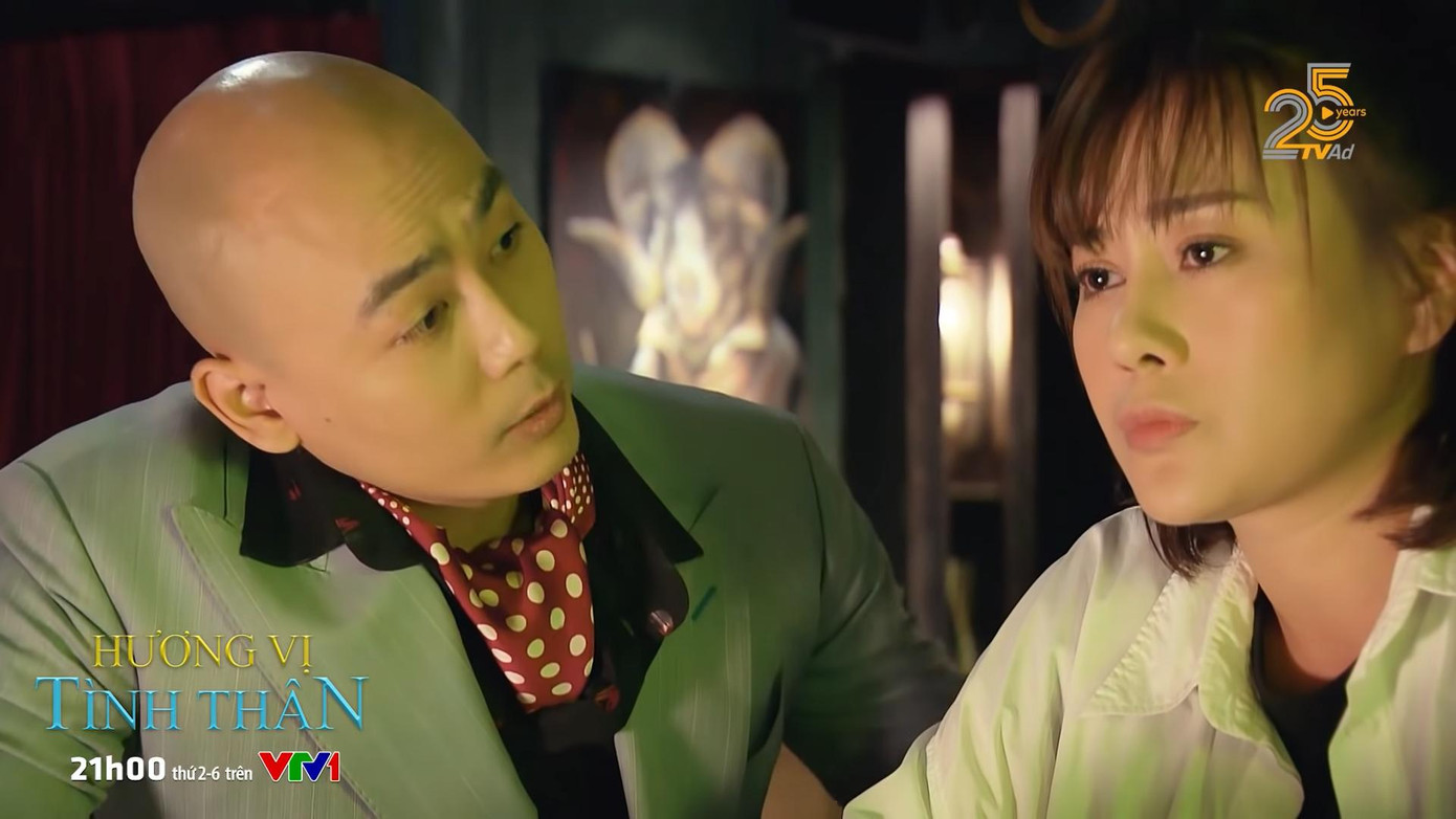 Khánh lôi kéo Nam về công ty của anh sau khi biết cô vừa chia tay Long