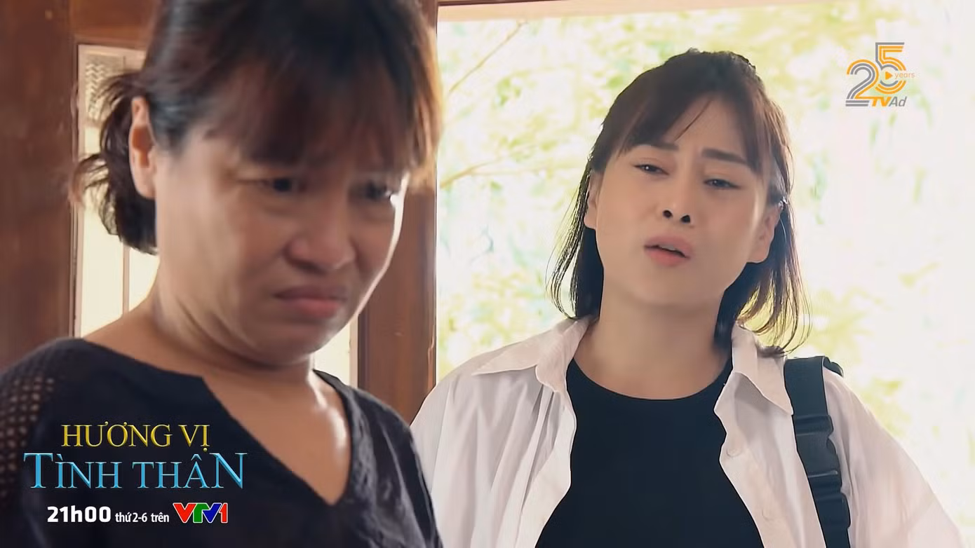 Nam buộc phải đưa ra bằng chứng mẹ lấy trộm đồ đạc từ gia đình Long Nam buộc phải đưa ra bằng chứng mẹ lấy trộm đồ đạc từ gia đình Long