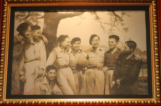 Đại tướng cùng các đại biểu tham gia hội nghị Chính trị viên toàn quốc lần thứ II (1948)