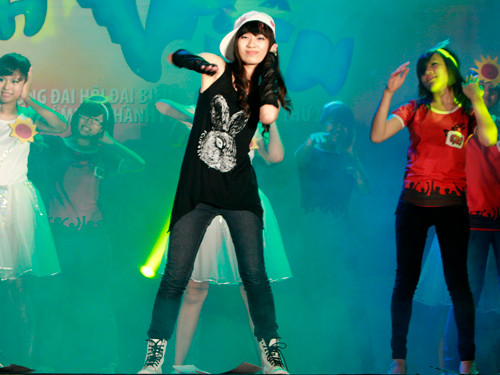 Nhiều màn nhảy múa được thể hiện tại chương trình 