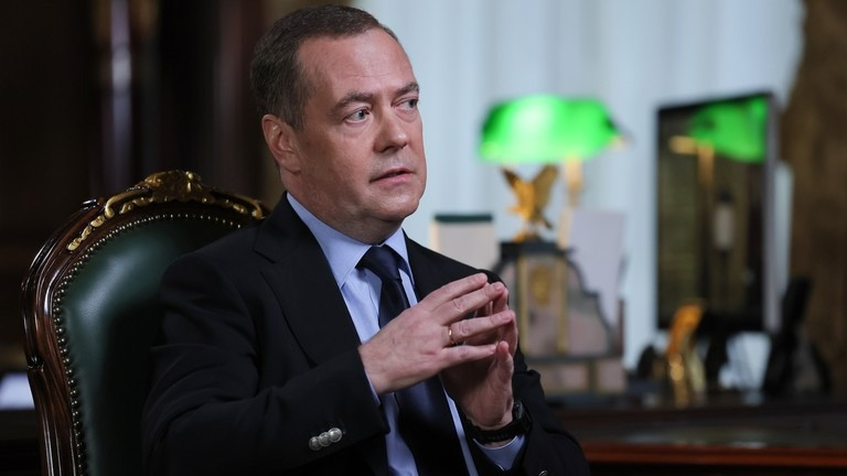 Phó Chủ tịch Hội đồng An ninh Nga Dmitry Medvedev. (Ảnh: RT) Phó Chủ tịch Hội đồng An ninh Nga Dmitry Medvedev. (Ảnh: RT)