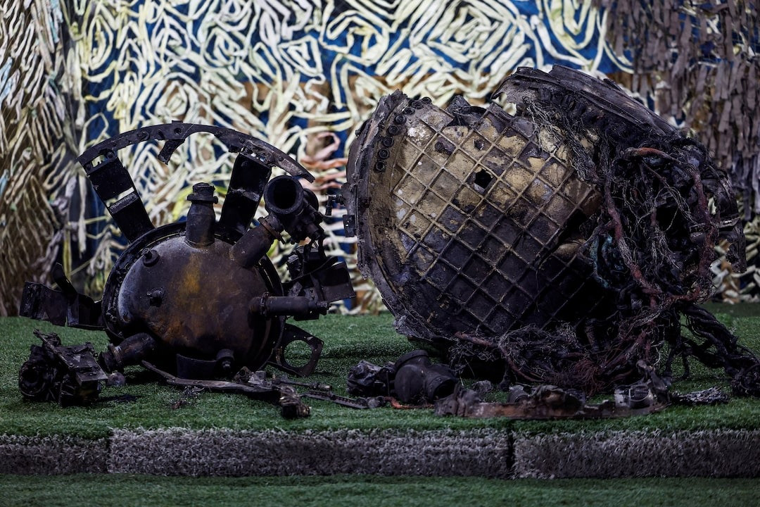 Mảnh vỡ tên lửa Nga được phía Ukraine thu thập để nghiên cứu. (Ảnh: Reuters)