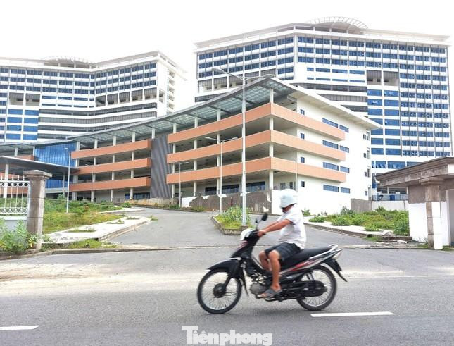 Dự án bệnh viện 1.500 giường Bình Dương chậm tiến độ 10 năm.