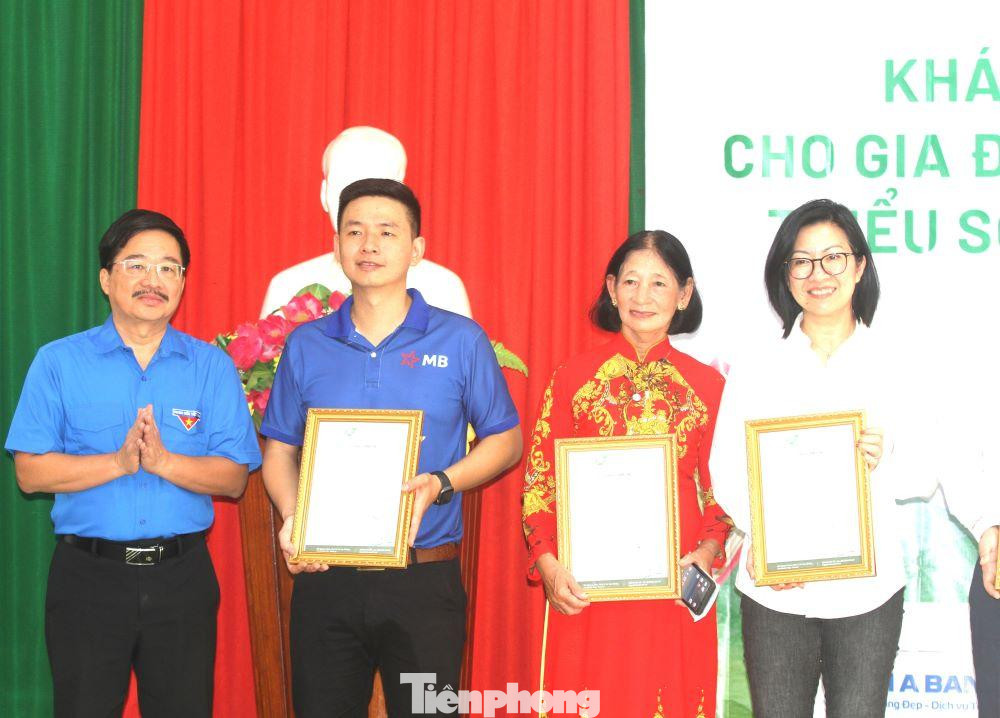 Các đơn vị tài trợ nhận thư cảm ơn từ ban tổ chức.