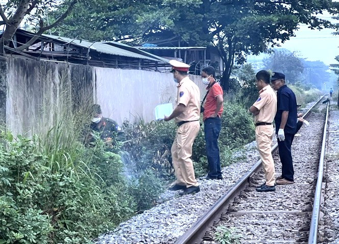 Công an khám nghiệm hiện trường Công an khám nghiệm hiện trường