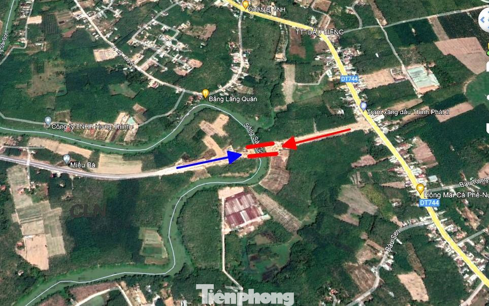 Vị trí cây cầu nối hai tỉnh nhìn từ vệ tinh