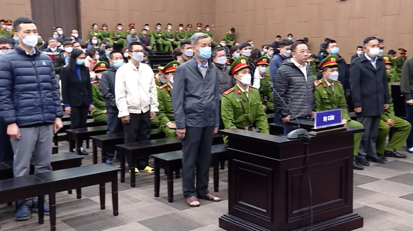 Các bị cáo tại tòa. Các bị cáo tại tòa.