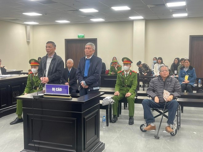 Các bị cáo tại phiên tòa. Các bị cáo tại phiên tòa.