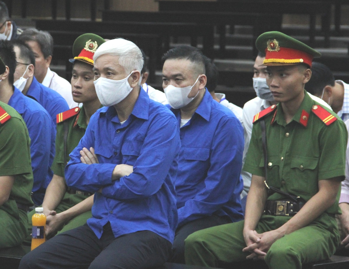 Ở giai đoạn 2 vụ án có 22 bị cáo, gồm nhiều lãnh đạo của Tổng công ty Phát triển đường cao tốc Việt Nam (VEC) như: Mai Tuấn Anh, cựu Chủ tịch VEC; Trần Văn Tám, cựu Tổng giám đốc VEC; Nguyễn Mạnh Hùng, Lê Quang Hào, cùng cựu Phó tổng giám đốc VEC; Hoàng Việt Hưng và Nguyễn Tiến Thành, cùng là cựu Giám đốc Ban quản lý dự án cao tốc Đà Nẵng – Quảng Ngãi.