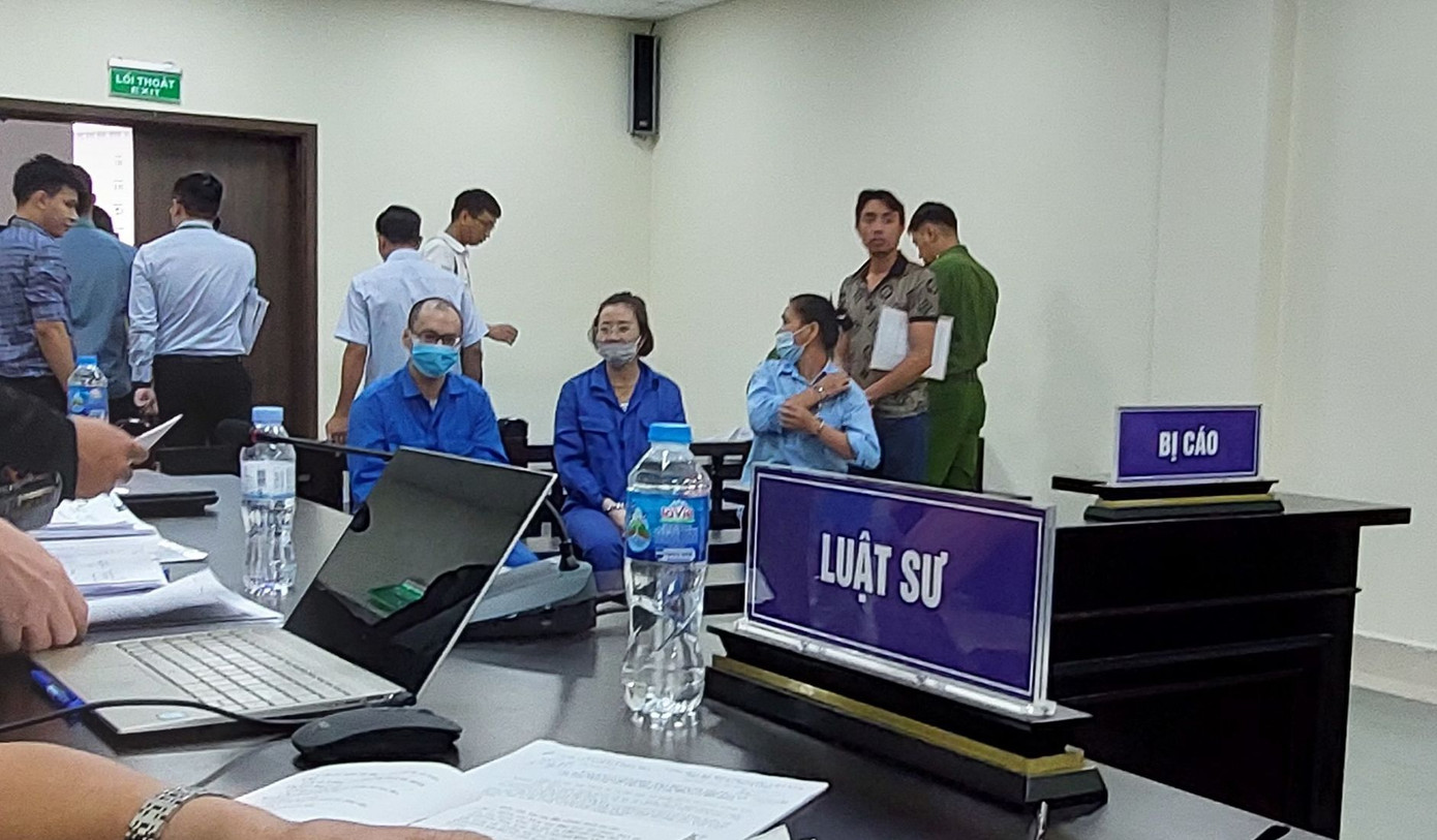 Nhóm bị cáo tại phiên tòa. Nhóm bị cáo tại phiên tòa.