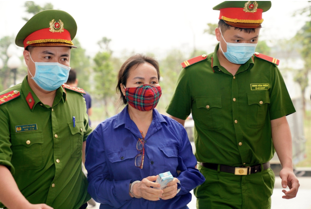 Bị cáo Hoàng Thị Ngọc Hưởng Bị cáo Hoàng Thị Ngọc Hưởng