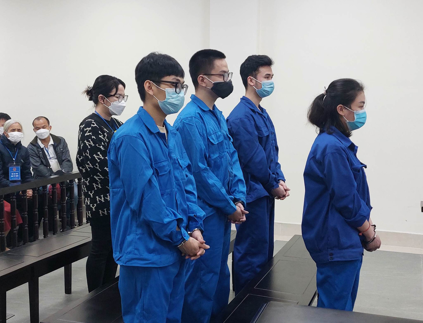 Nhóm bị cáo tại phiên tòa. Nhóm bị cáo tại phiên tòa.