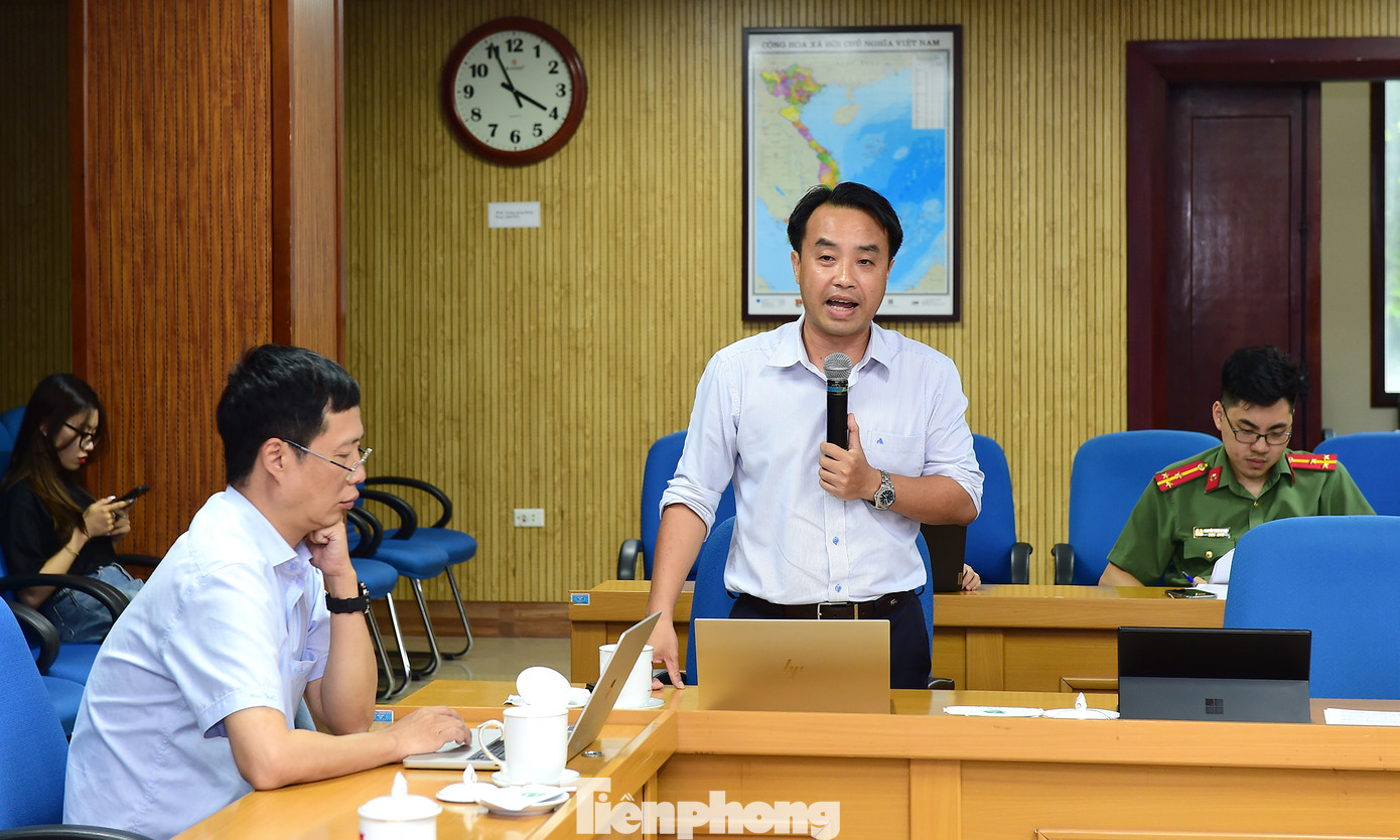 Các đại biểu phát biểu ý kiến tại hội nghị. Ảnh: Xuân Tùng