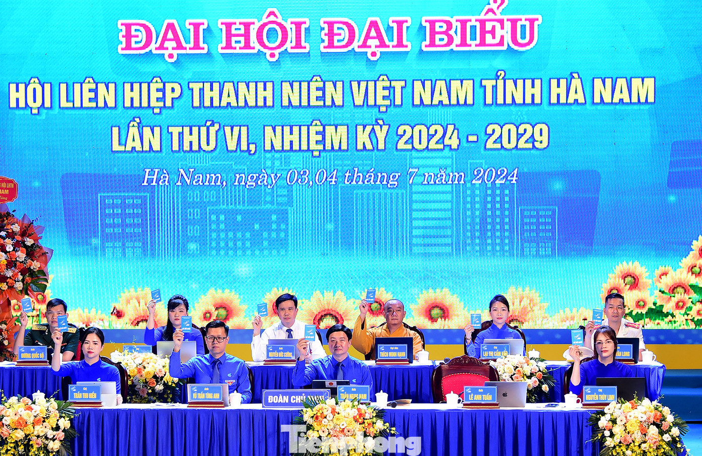 Các đại biểu biểu quyết hiệp thương cử đoàn đại biểu tham dự Đại hội toàn quốc Hội LHTN Việt Nam lần thứ IX, nhiệm kỳ 2024 - 2029.