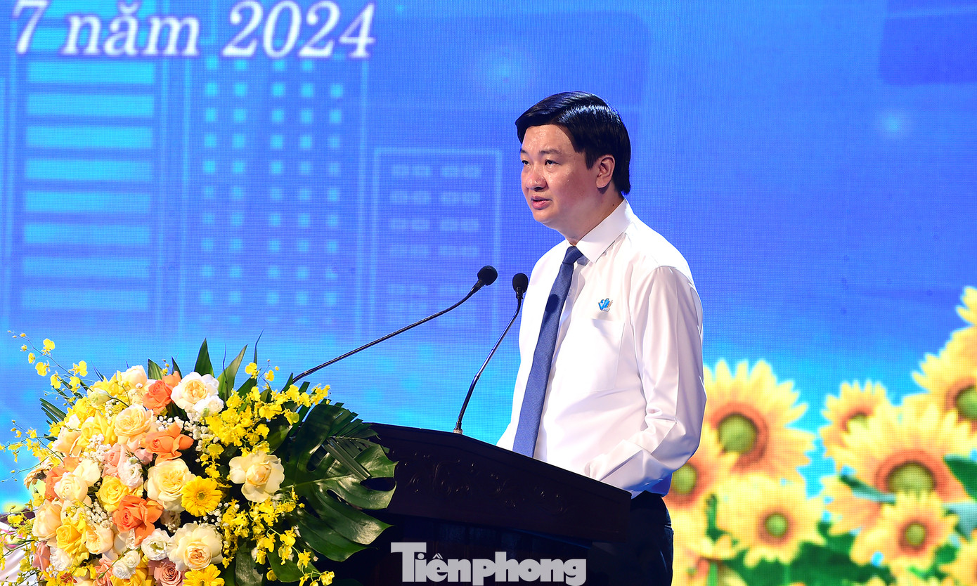 Anh Trần Ngọc Nam phát biểu khai mạc Đại hội. Anh Trần Ngọc Nam phát biểu khai mạc Đại hội.