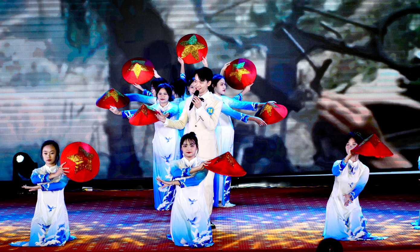 Các thí sinh mang đến những tiết mục được chuẩn bị kỹ lưỡng, dàn dựng công phu. Ảnh: BTC