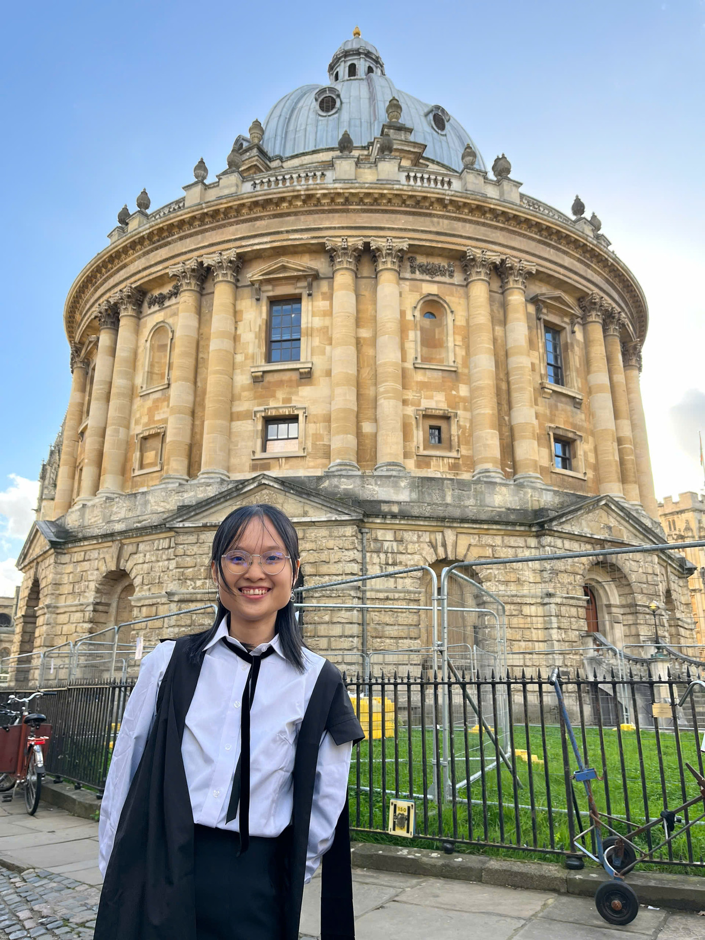 Nữ sinh Việt đã chính thức nhập học tại ĐH Oxford.