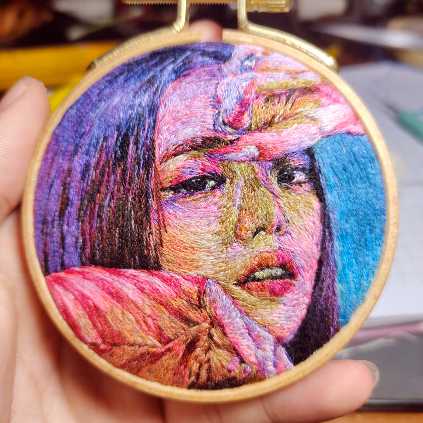 Tranh thêu Jisoo (BLACKPINK).