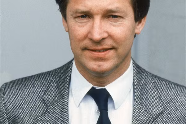 Không cần đợi đến khi dẫn dắt M.U, Sir Alex mới thể hiện được tài cầm quân