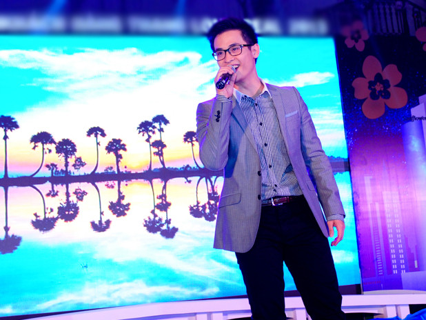 Hồ Quỳnh Hương và Hà Anh Tuấn góp mặt trong chương trình. Hồ Quỳnh Hương và Hà Anh Tuấn góp mặt trong chương trình