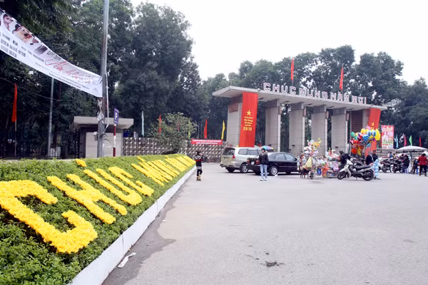 Phố Trần Nhân Tông