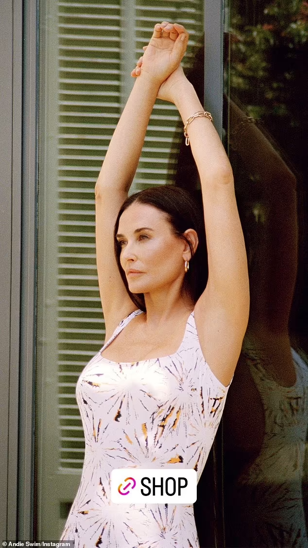 Minh tinh sinh năm 1962 đang hạnh phúc bên bạn trai kém 13 tuổi Daniel Humm người Thụy Sĩ và là một đầu bếp nổi tiếng ở Mỹ.