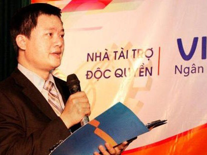 Ngày 31/1/2013, Hội đồng Quản trị Ngân hàng Quốc tế (VIB) có quyết định bổ nhiệm ông Lê Quang Trung, từ vị trí Phó tổng giám đốc, Giám đốc khối nguồn vốn và ngoại hối lên nắm quyền Tổng giám đốc. Ngày 31/1/2013, Hội đồng Quản trị Ngân hàng Quốc tế (VIB) có quyết định bổ nhiệm ông Lê Quang Trung, từ vị trí Phó tổng giám đốc, Giám đốc khối nguồn vốn và ngoại hối lên nắm quyền Tổng giám đốc