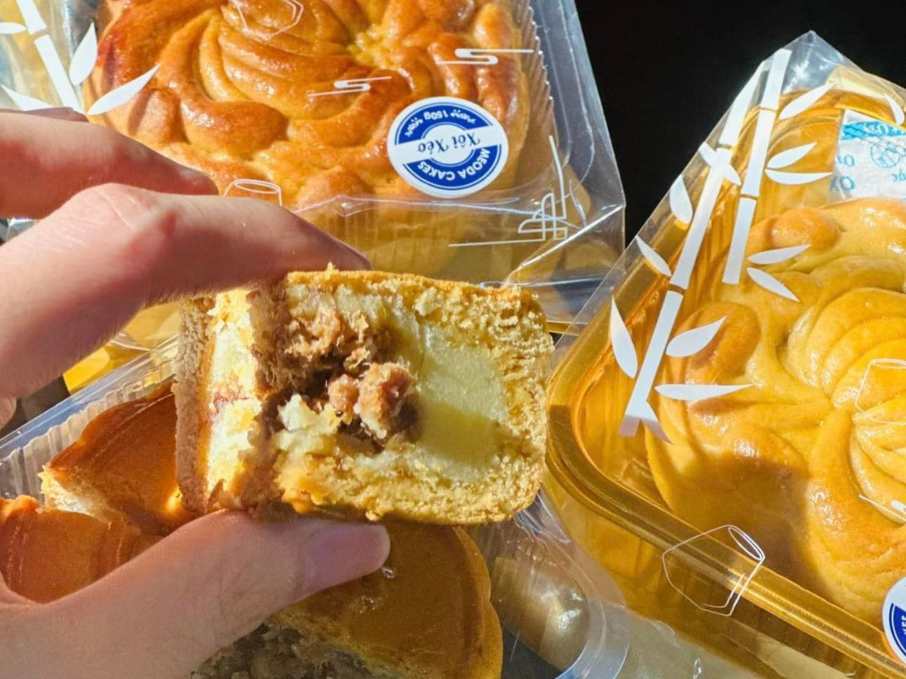 Bánh trung thu xôi xéo giá 65.000 đồng/chiếc 150gr (Ảnh: NVCC).