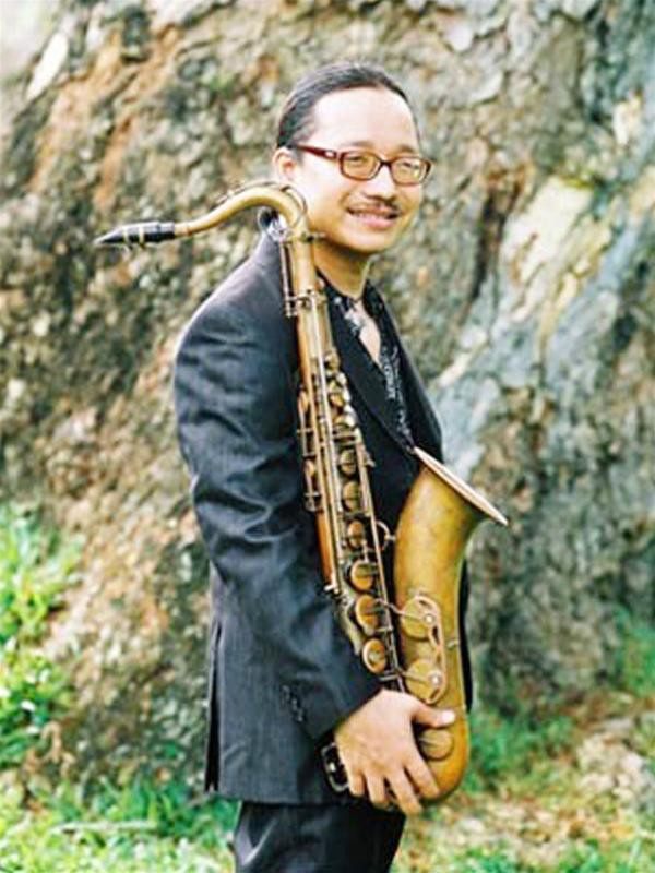 Trần Mạnh Tuấn làm giám khảo Việt Nam Idol 2008