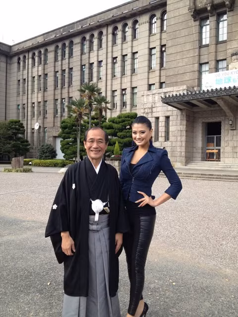 Hoa hậu Hoàn vũ Nhật Bản Ayako Hara. Cô 24 tuổi và sở hữu chiều cao 1m70 cùng gương mặt khá ấn tượng