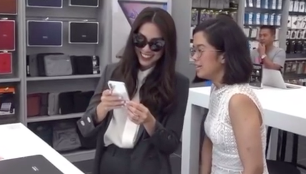 Ảnh chất lượng thấp cũng không giấu được vẻ đẹp chất lượng cao của Hà Tăng. Ảnh chất lượng thấp cũng không giấu được vẻ đẹp chất lượng cao của Hà Tăng.