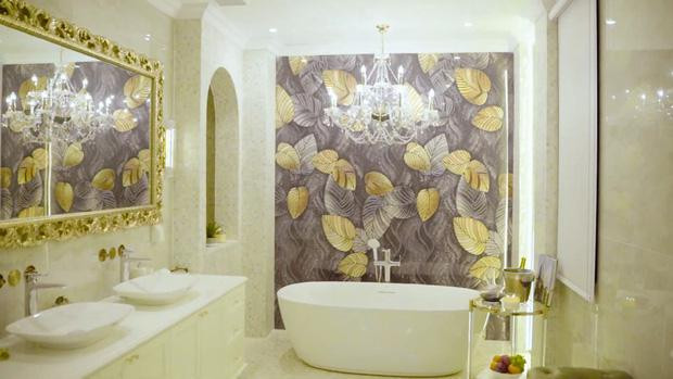 Phòng tắm tinh tế, thời thượng khiến khán giả trầm trồ. Phòng tắm tinh tế, thời thượng khiến khán giả trầm trồ.