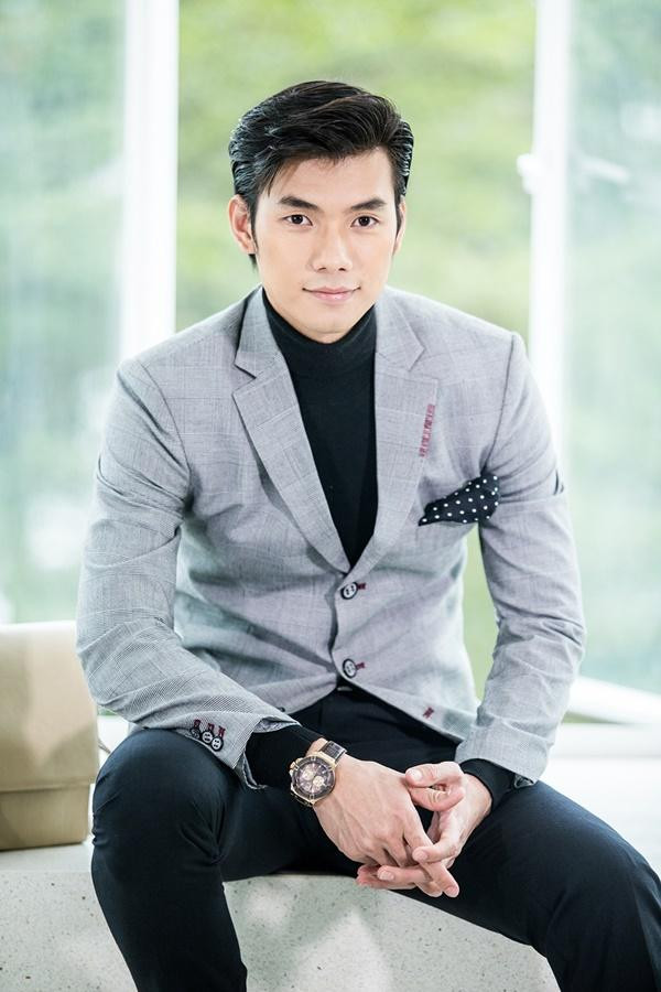 Vẻ đẹp lãng tử, điển trai của Nhan Phúc Vinh. Vẻ đẹp lãng tử, điển trai của Nhan Phúc Vinh.