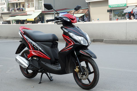 Thiết kể nhỏ gọn, thể thao và nam tính