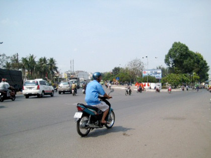 Hiện trường nơi tên Tùng và Long đến nhận tiền