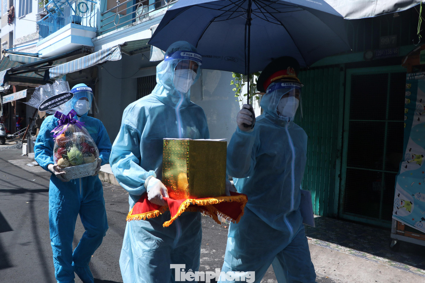 Các quân nhân luôn cố gắng để đưa tro cốt người mất về với gia đình một cách nhanh nhất, chu đáo nhất với hy vọng xoa dịu nỗi đau mất mát của người thân.