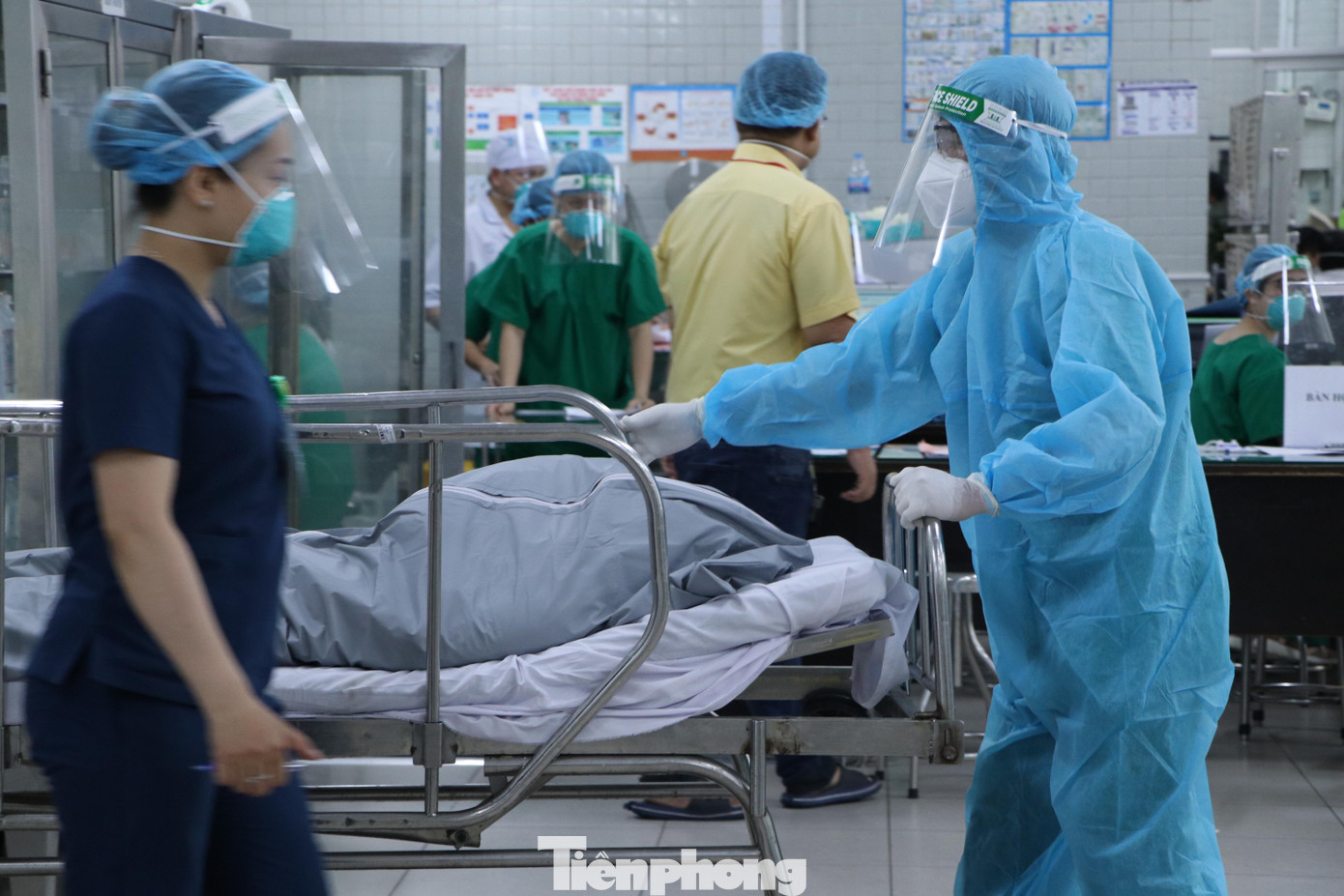 Tuy nhiên, một số bệnh nhân nhập viện trong tình trạng quá nặng, dù các bác sĩ đã dốc hết sức, tìm mọi cách nhưng vẫn không thể đưa bệnh nhân trở lại. Tuy nhiên, một số bệnh nhân nhập viện trong tình trạng quá nặng, dù các bác sĩ đã dốc hết sức, tìm mọi cách nhưng vẫn không thể đưa bệnh nhân trở lại.